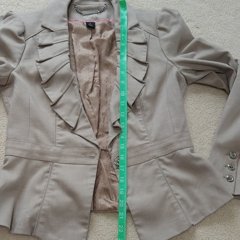 White House Black Market blazer - Picture 3 of 8